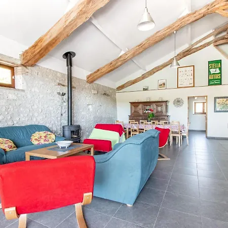 Villa Cozy Farm In Aquitane With Swimming Pool
