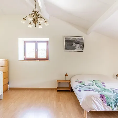 Cozy Farm In Aquitane With Swimming Pool * Saint-Beauzeil