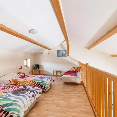 Cozy Farm In Aquitane With Swimming Pool Villa